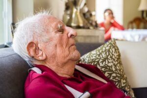 anciano en residencia negligencia