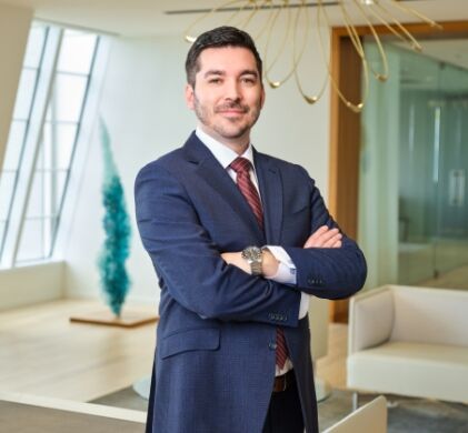 Associate David L. Durán